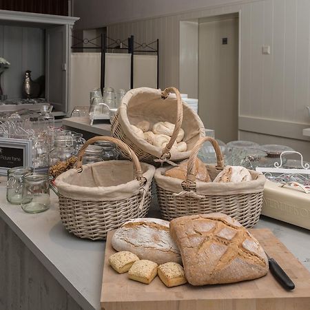 Hotel Plein 10 Zuidzande Экстерьер фото