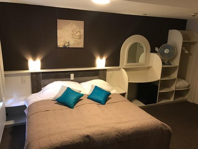 Hotel Plein 10 Zuidzande Экстерьер фото