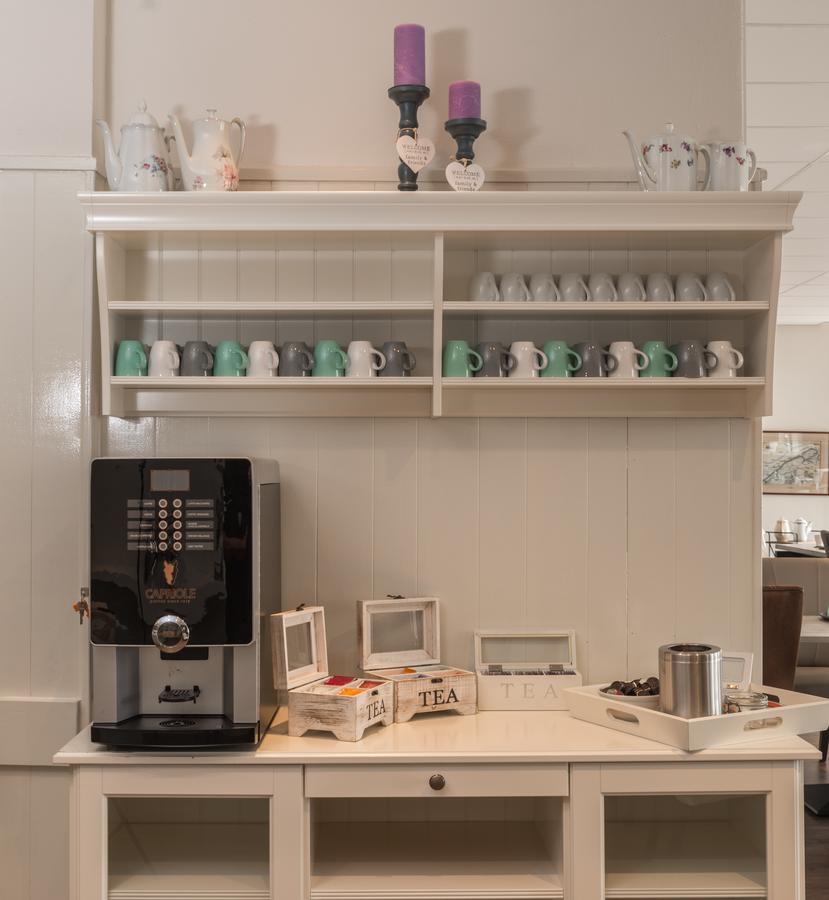 Hotel Plein 10 Zuidzande Экстерьер фото